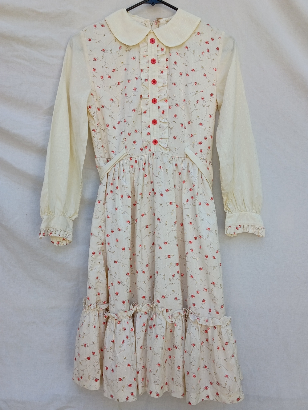 Vintage Cottagecore Floral Button-Front Long Sleeve Tiered Dress with Red Roses